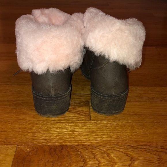 Justice Girls Boots - Picture 2 of 3